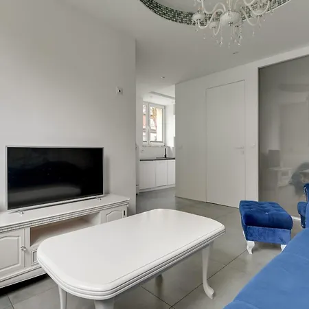 Rentplanet - Przy Bulwarze شقة